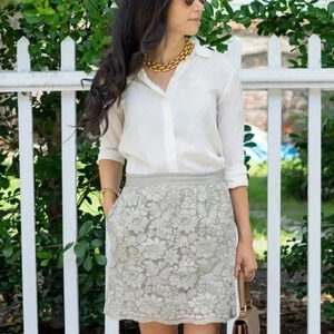 NWT J. Crew Garden Lace Mini Skirt in dark olive green / grey color size 0